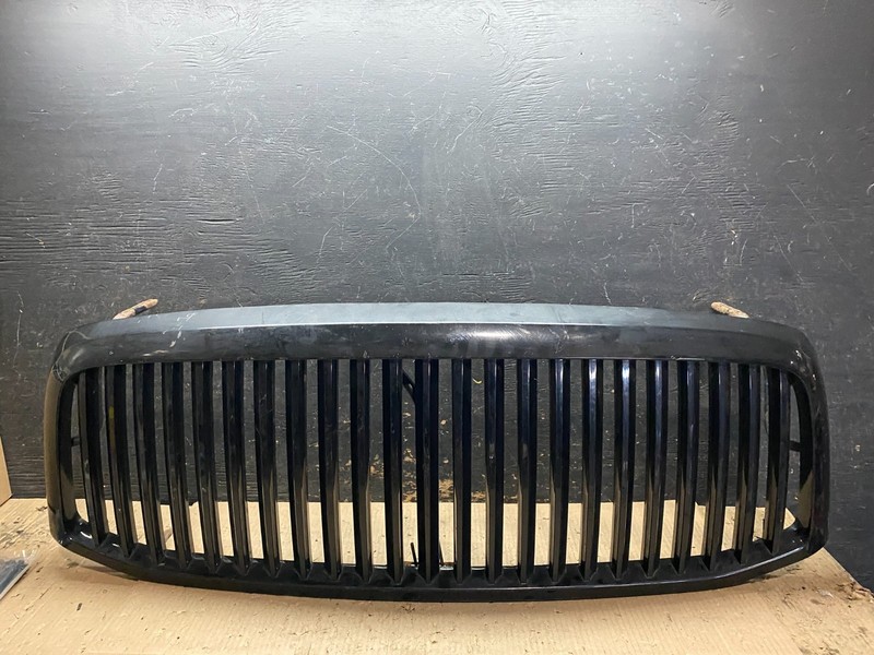 2006 2007 2008 Dodge Ram 1500 OEM Upper Front Grill Grille X8153 PS