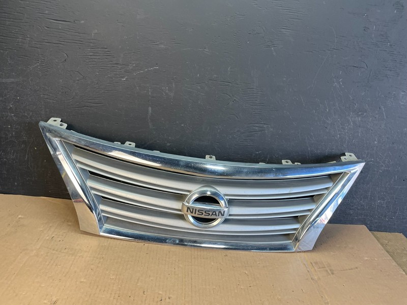 2013 to 2015 Nissan Sentra Front Upper Chrome Grill Grille Aftermarket AD8472 DG
