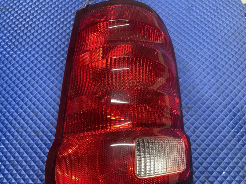 01-03 Ford Explorer 2 Dr Driver Left Tail Light Assembly Tested Oem