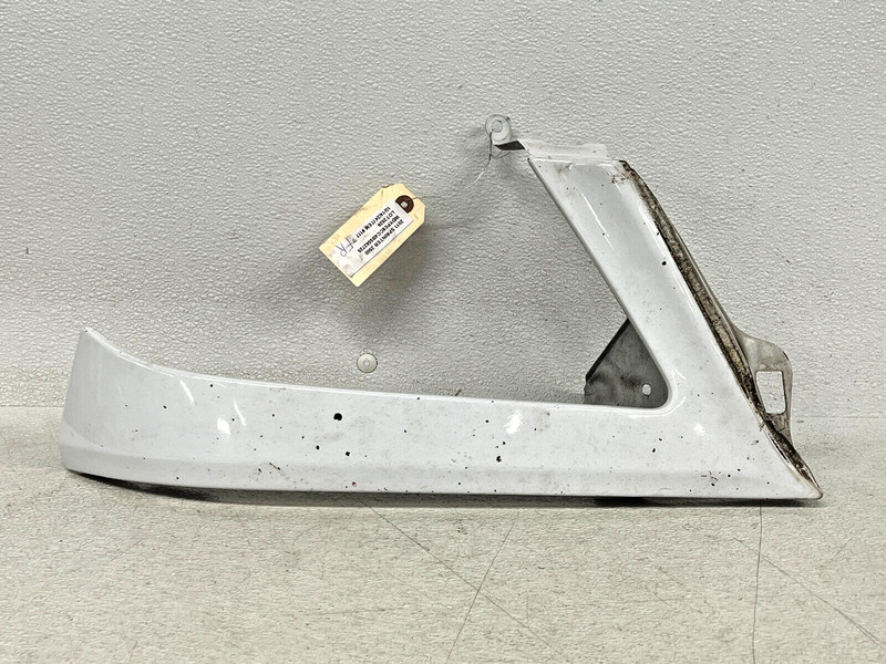 ⭐2010-2013 SPRINTER 2500 3500 FRONT RIGHT SIDE HEADLIGHT TRIM COVER OEM LOT2526