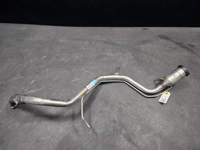 Fuel Filler Neck 2018 Ford Fusion DG93-9034-AJ 2013 2014 2015 2016 2017 - 2020