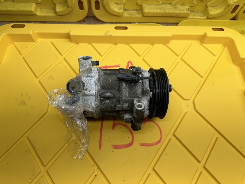 2019 Chevy Equinox AC A/C Air Conditioning Compressor OEM