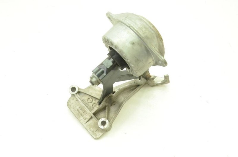 2000-2004 Porsche Boxster 986 2.7L Driver Left Engine Mount Bracket 98637515300