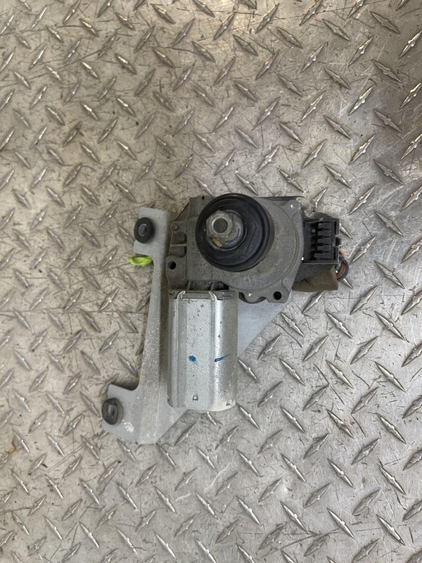 2003-2006 Chevrolet Trailblazer Rear Wiper Motor Assembly Tested Oem