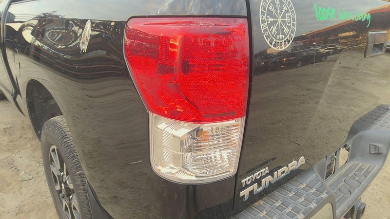 Tail Light Assembly TOYOTA TUNDRA Left 10 11 12 13
