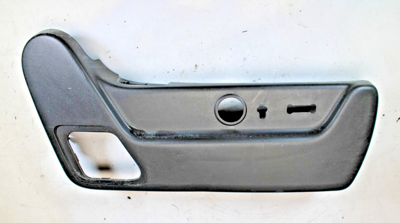 (07-14) Cadillac Escalade GMCPassenger Side Other Seat Trim OEM 15232567