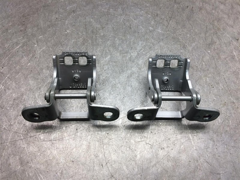 2002 JEEP LIBERTY REAR DRIVER LEFT DOOR HINGES GRAY PS2 OEM