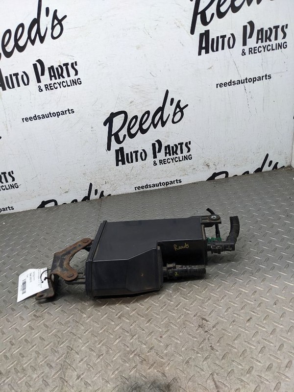 2014-2018 Subaru Forester Fuel Vapor Evaporator Emission Canister OEM 1184392