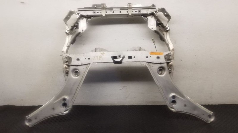 08-13 BMW M3 Front Lower Suspention Subframe Crossmember OEM 31112283440