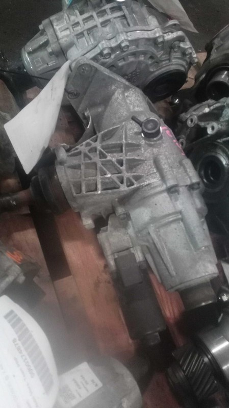 Used Transfer Case Assembly fits: 2015 Jeep Renegade single speed AT 2.4 Grade A