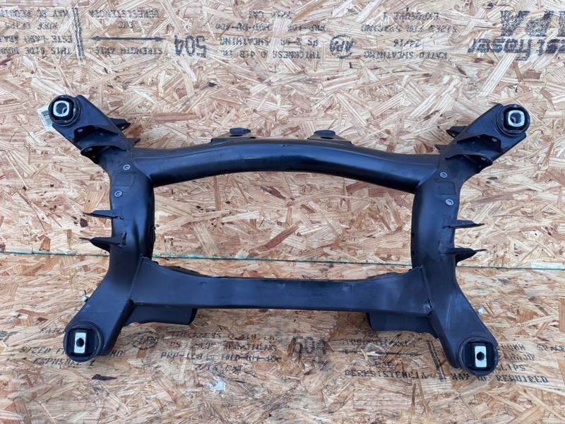 14-21 OEM Genuine BMW F22 F23 M235i Rear Axle Subframe Crossmember Frame Support
