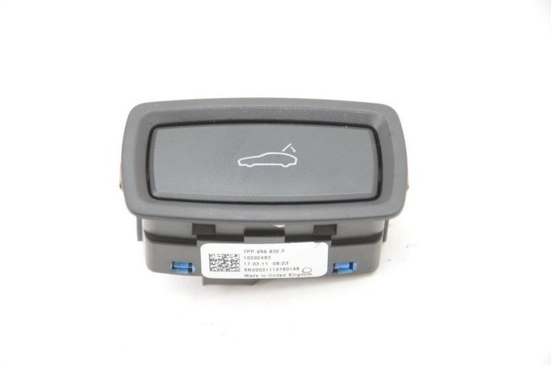 2011-2014 Porsche Cayenne Liftgate Release Button 7PP959832F