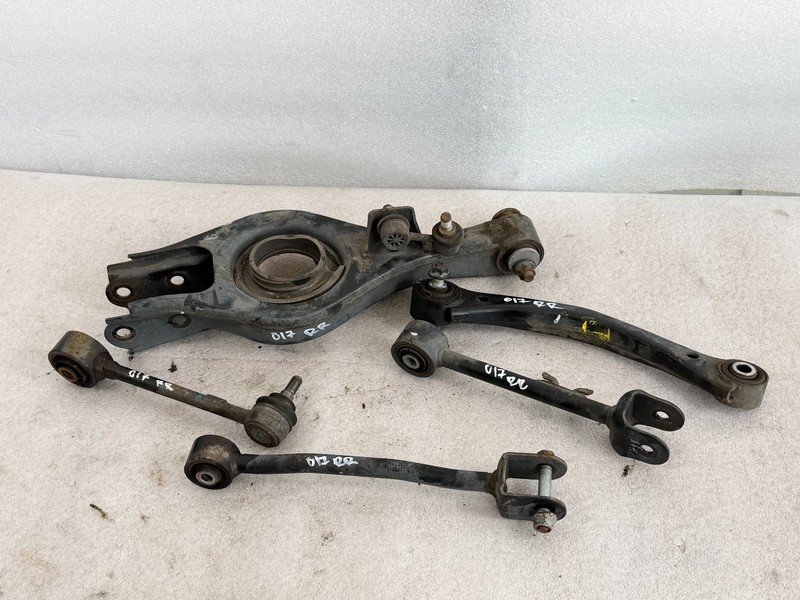 2013 Hyundai Genesis 2.0T Coupe RR REAR CONTROL ARMS Arm SET Upper Lower RIGHT