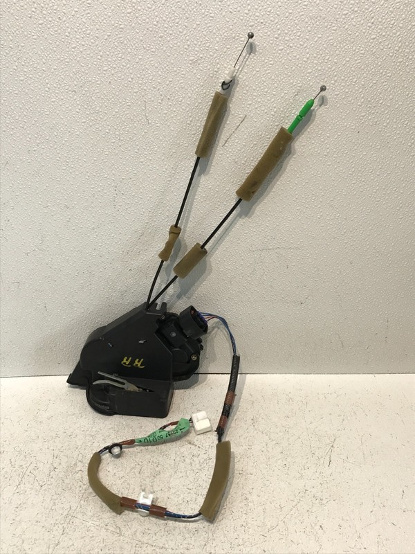 2001-06 LEXUS LS430 Door Lock Latch Actuator Rear Right Passenger No Soft Close