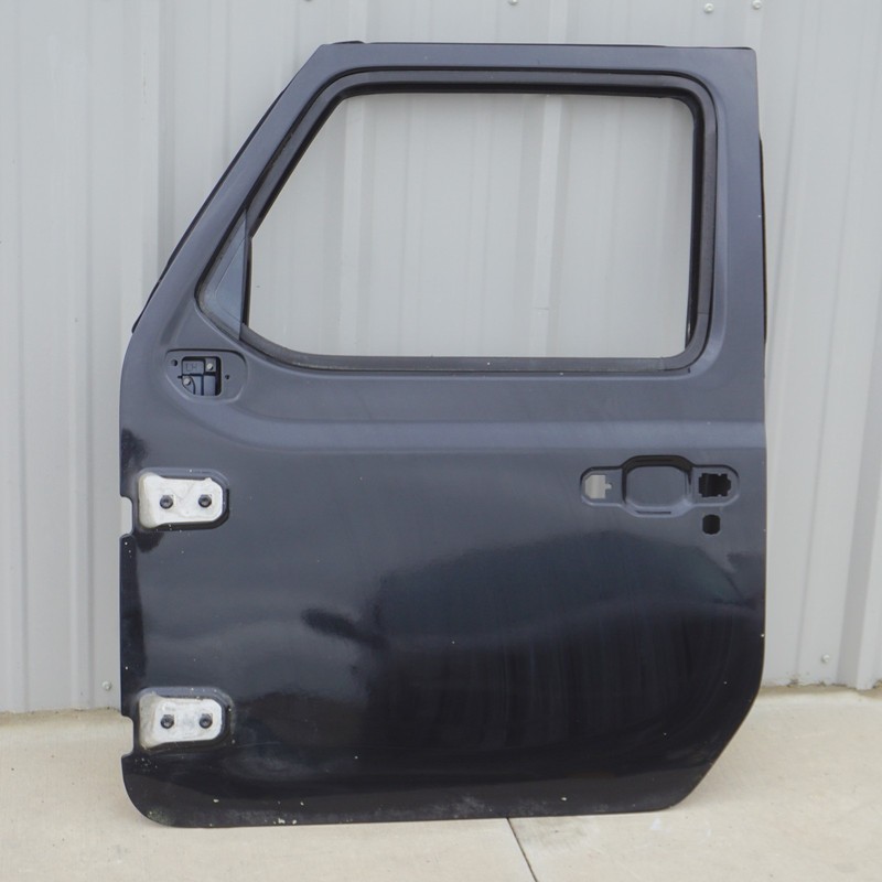 2018 - 2025 Jeep Wrangler Gladiator Front left Driver Door Shell OEM