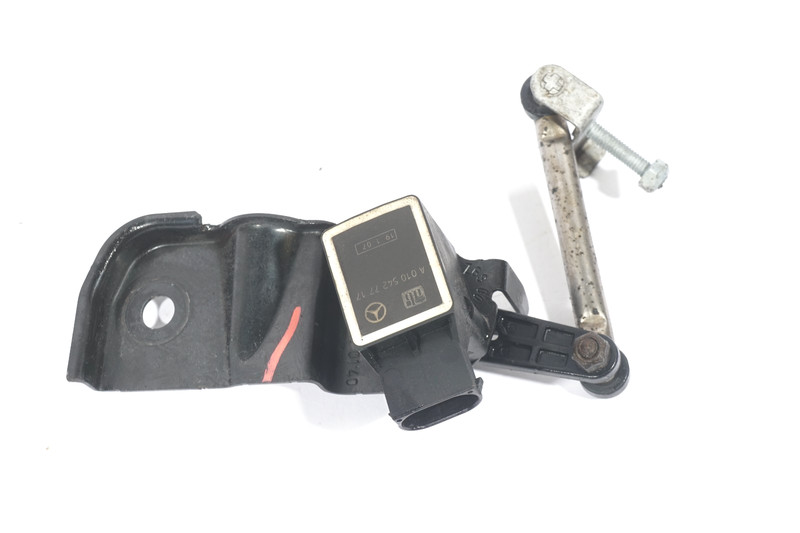 2007 - 2009 MERCEDES BENZ S550 W221 FRONT LEFT SUSPENSION LEVEL SENSOR OEM