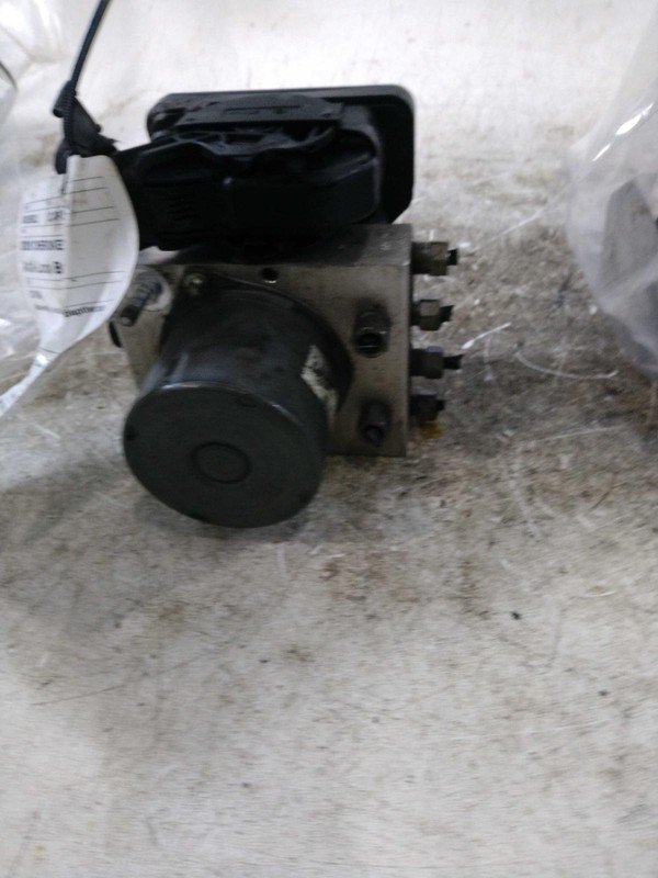 Jeep Cherokee 2019 ABS Pump Assembly 93K mi. 68287910AE 7853
