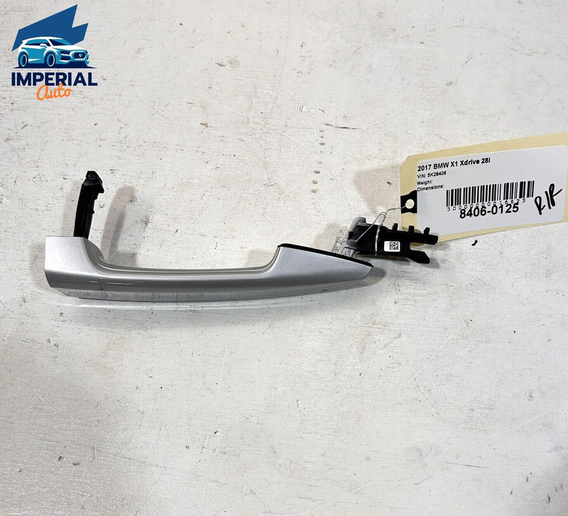 16-22 BMW X1 F48 RIGHT REAR PASSENGER DOOR HANDLE OEM -GLACIER SILBER METALLIC-