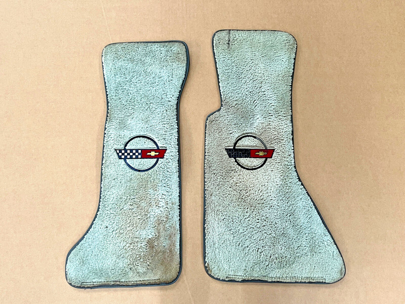 ⭐1984-1996 CHEVROLET CORVETTE C4 FRONT LEFT & RIGHT CARPET FLOOR MAT SET LOT2565