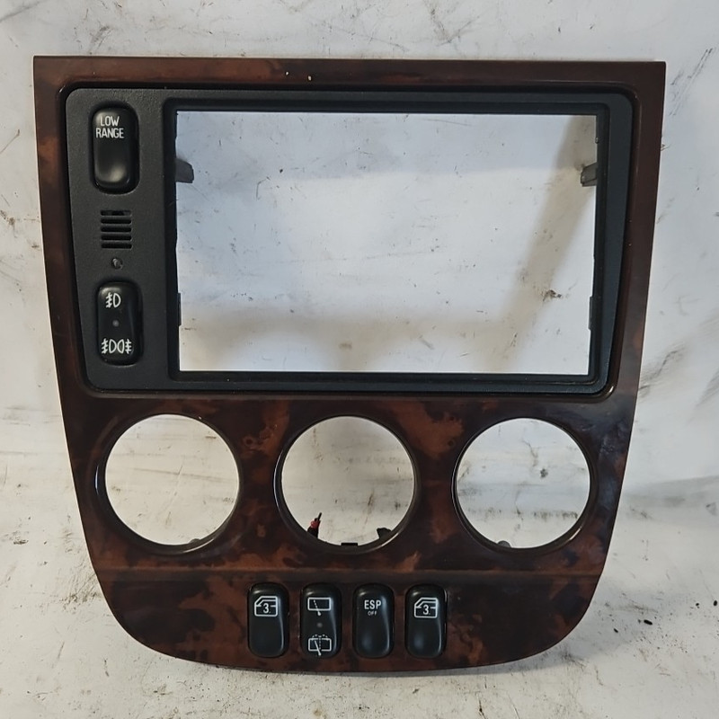 2002-2006 Mercedes ML350 AC Radio Heater Climate Control Bezel OEM switches