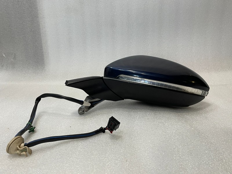 15-19 21 GOLF Driver Side View Mirror Power