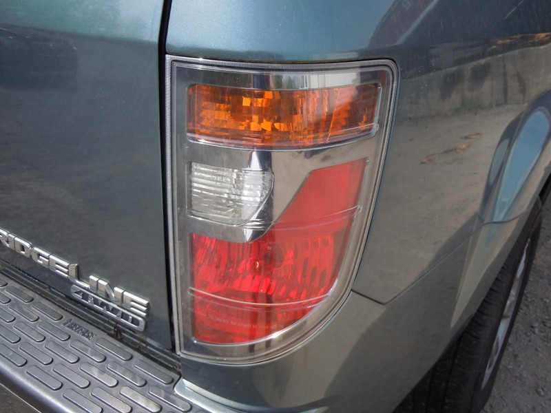 2006-2008 Honda Ridgeline Tail Light Lamp Passenger Right