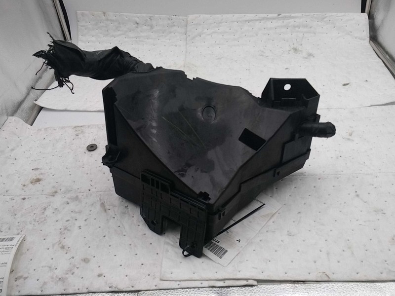 2012 Subaru Legacy Fuse Box OEM 82290AJ00A Red 206K Mileage Parts