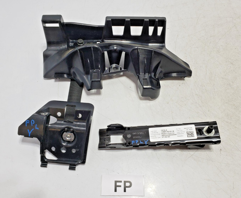✅ 20-23 OEM Tesla Model Y Left Driver Side B Pillar Bracket