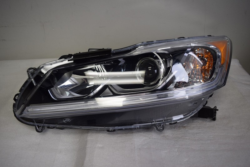 2016-2018 HONDA ACCORD LEFT HEADLIGHT FACTORY OEM