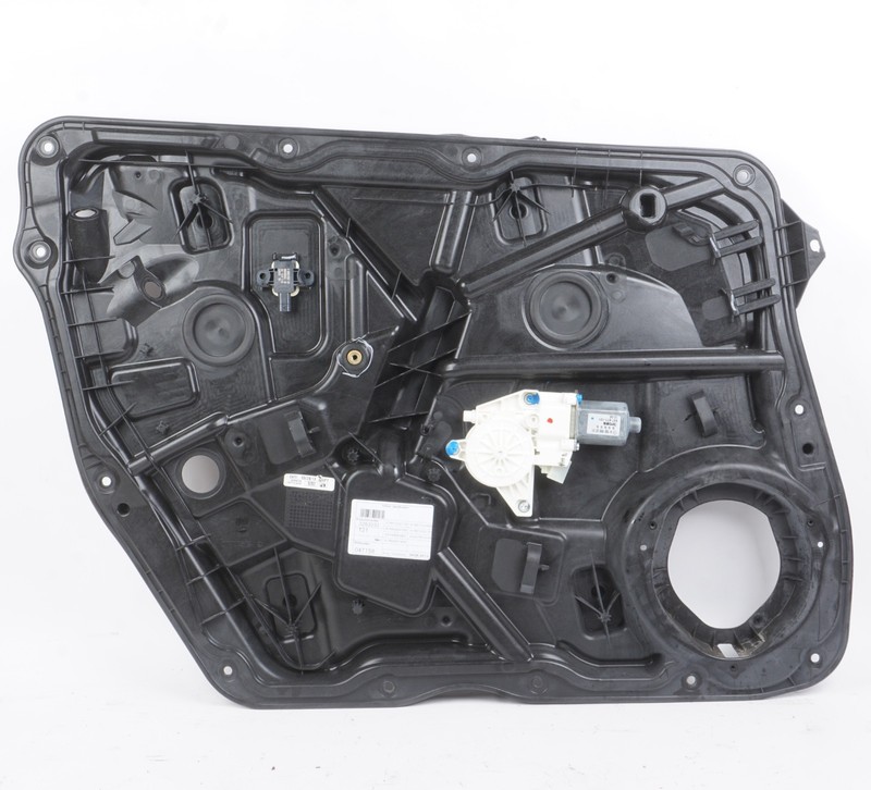 2013 - 2016 Mercedes GL450 Front Left Side Door Window Regulator Panel
