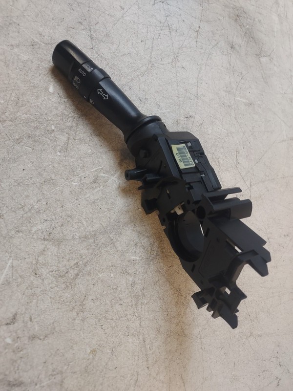 2014-2015 KIA SORENTO HEADLIGHT TURN SIGNAL CONTROL SWITCH OEM