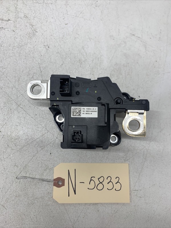 17-22 TESLA MODEL Y/3 MAIN BATTERY HIGH VOLTAGE PACK CONTACTOR SWITCH 5833 B31