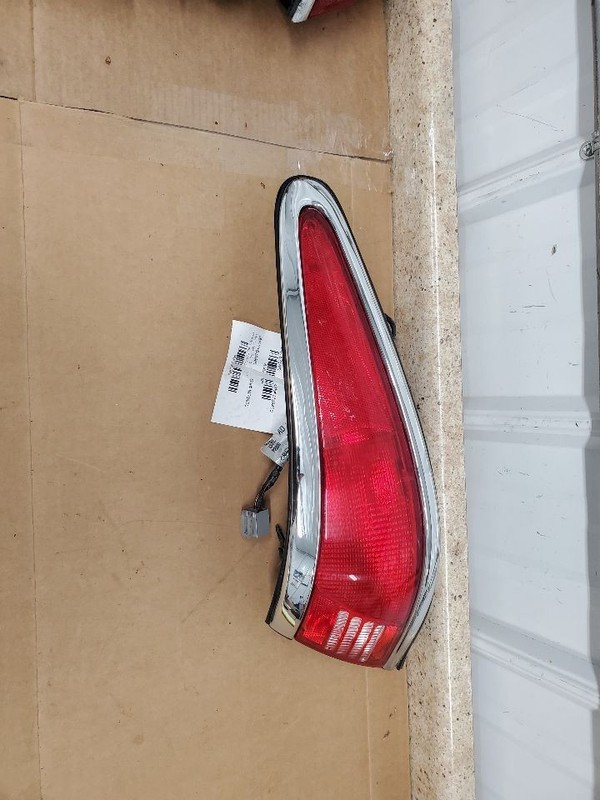 Passenger Tail Light Ends Chrome Trim Fits 97-98 LINCOLN MARK SERIES 295903