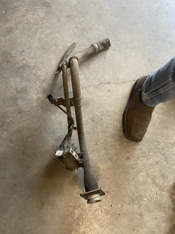 2016 KIA OPTIMA LX GAS FILLER TUBE OEM
