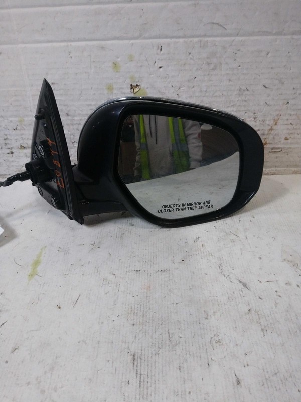 2015 Mitsubishi Outlander Right Door Mirror White OEM 718972 99K Miles