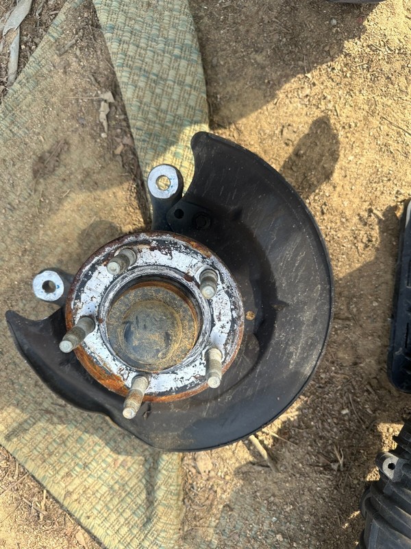 05-10 FORD MUSTANG OEM FRONT PASSENGER SIDE RIGHT SPINDLE W/ WHEEL BEARING & HUB