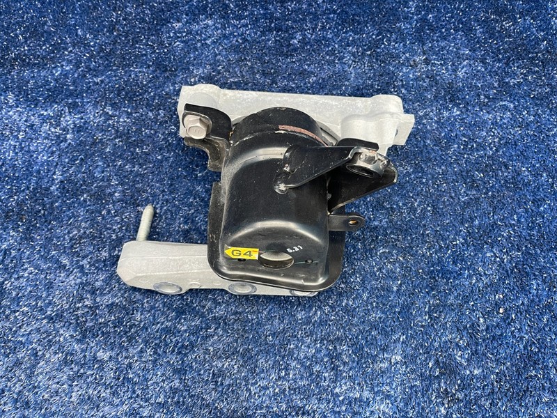2018–2021 Lexus NX300 Front Right Engine Motor Mount Fits OEM