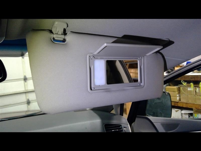 Passenger Right Sun Visor Illuminated Fits 06-14 TRIBECA 1329723