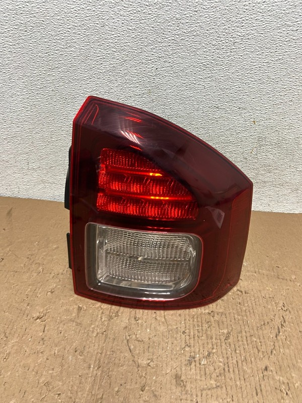 2014 - 2017 Jeep Compass Right Passenger Side Tail Light AD8239 DW