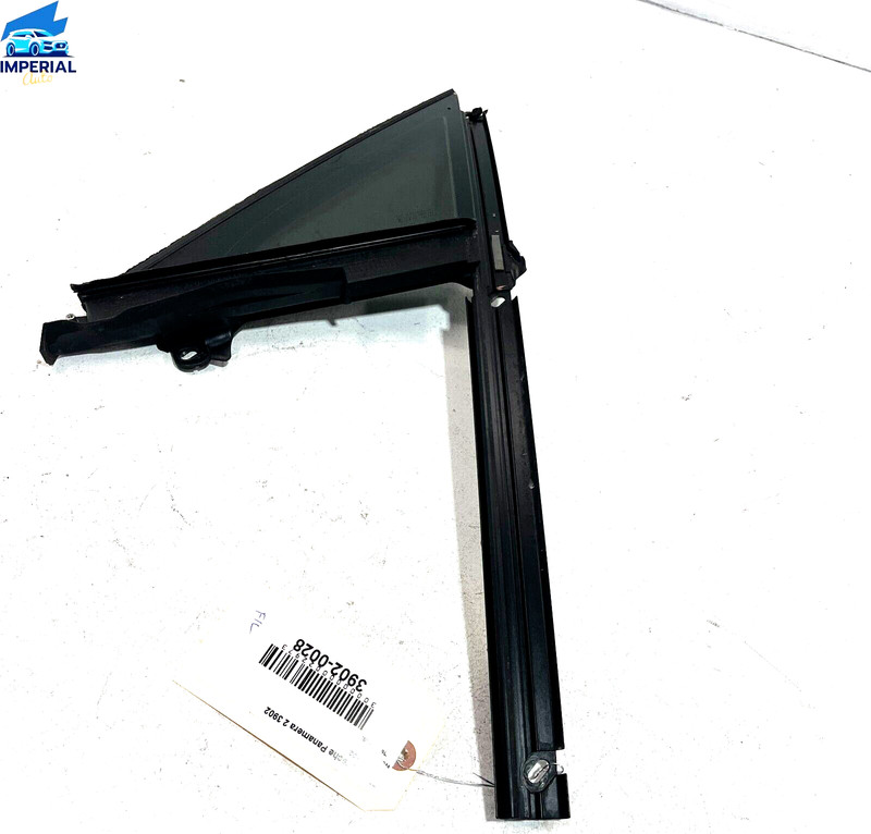 PORSCHE PANAMERA FRONT LEFT DRIVER DOOR QUARTER WINDOW GLASS 2010-2016 OEM