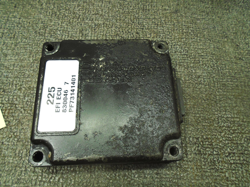 EFI 225 HP Engine Control Unit ECU 830046 7 Mercury Mariner Outboard Motor Part