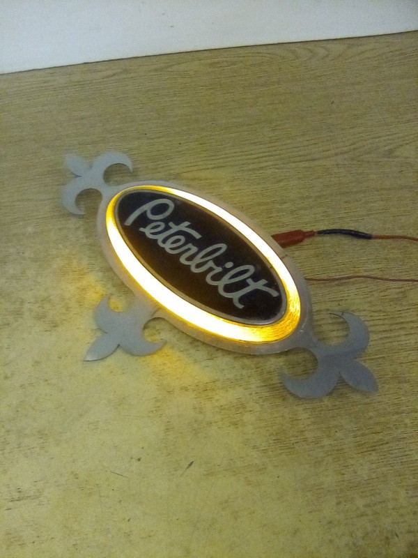 Peterbilt Oval Lighted Emblem 20 Amber LED 8-3/4"W