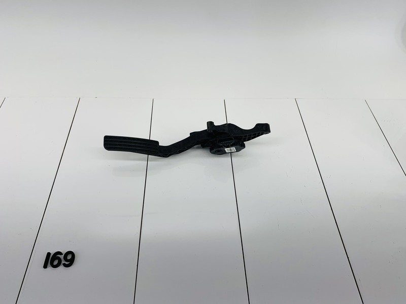 09-16 GMC ACADIA 3.6L V6 GASOLINE ENGINE MOTOR ACCELERATOR GAS PEDAL OEM