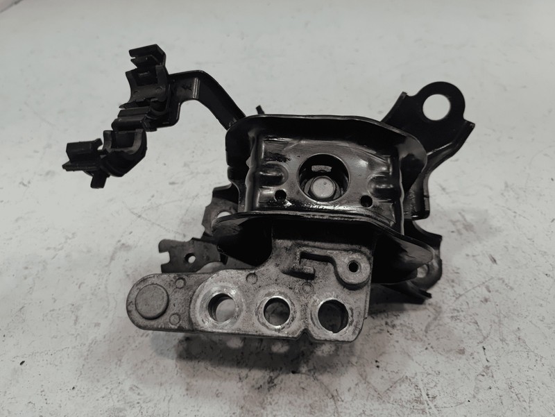 2018-2024 TOYOTA CAMRY 2.5L ENGINE MOTOR RIGHT SIDE MOUNT BRACKET SUPPORT OEM