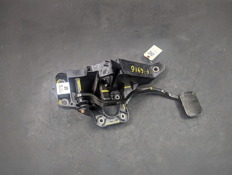 Brake Pedal 2018 Ford Explorer BB53-9F856-HH 2011-2013 2014 2015 2016 2017 2019