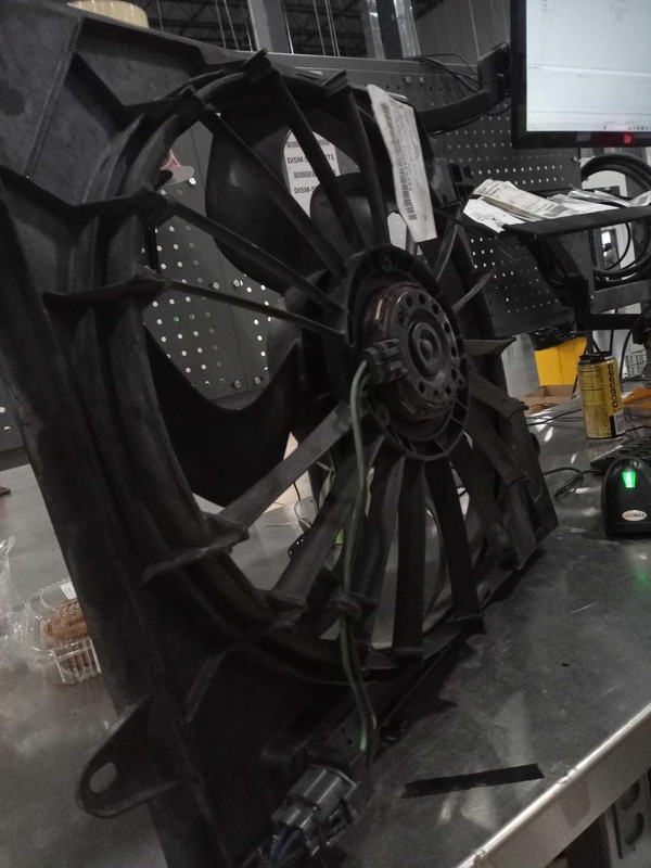 2010 Jeep Wrangler Engine Cooling Fan Motor OEM 3.8L Black 216K Miles