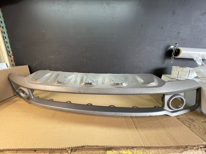 2017 to 2020 Honda RidgelineFront Bumper Lower Valance Grill Oem AC9929 DG