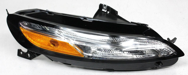 OEM Right Passenger Side LED Fog Lamp For Jeep Cherokee 68321886AC
