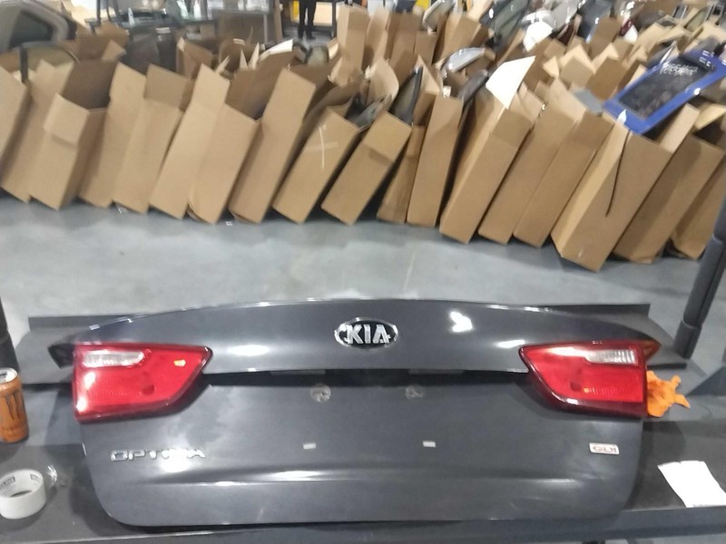 2015 KIA Optima OEM Grey Deck Lid Trunk Lid 692002T530 157K Miles