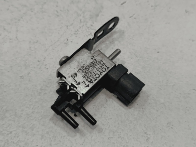 2018-2024 TOYOTA CAMRY 2.5L ENGINE MOTOR VACUUM VALVE SWITCH OEM